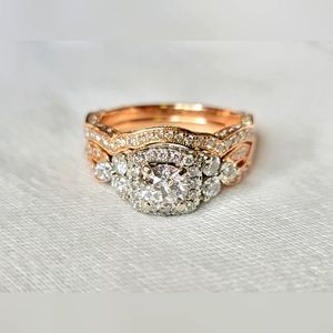 14k Solid Rose Gold Natural Diamond Engagement Ring !!!